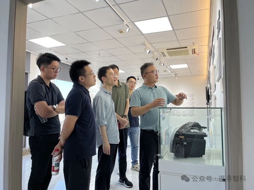 d3c81527-d0e8-4e26-97e9-08c2a688ebdc